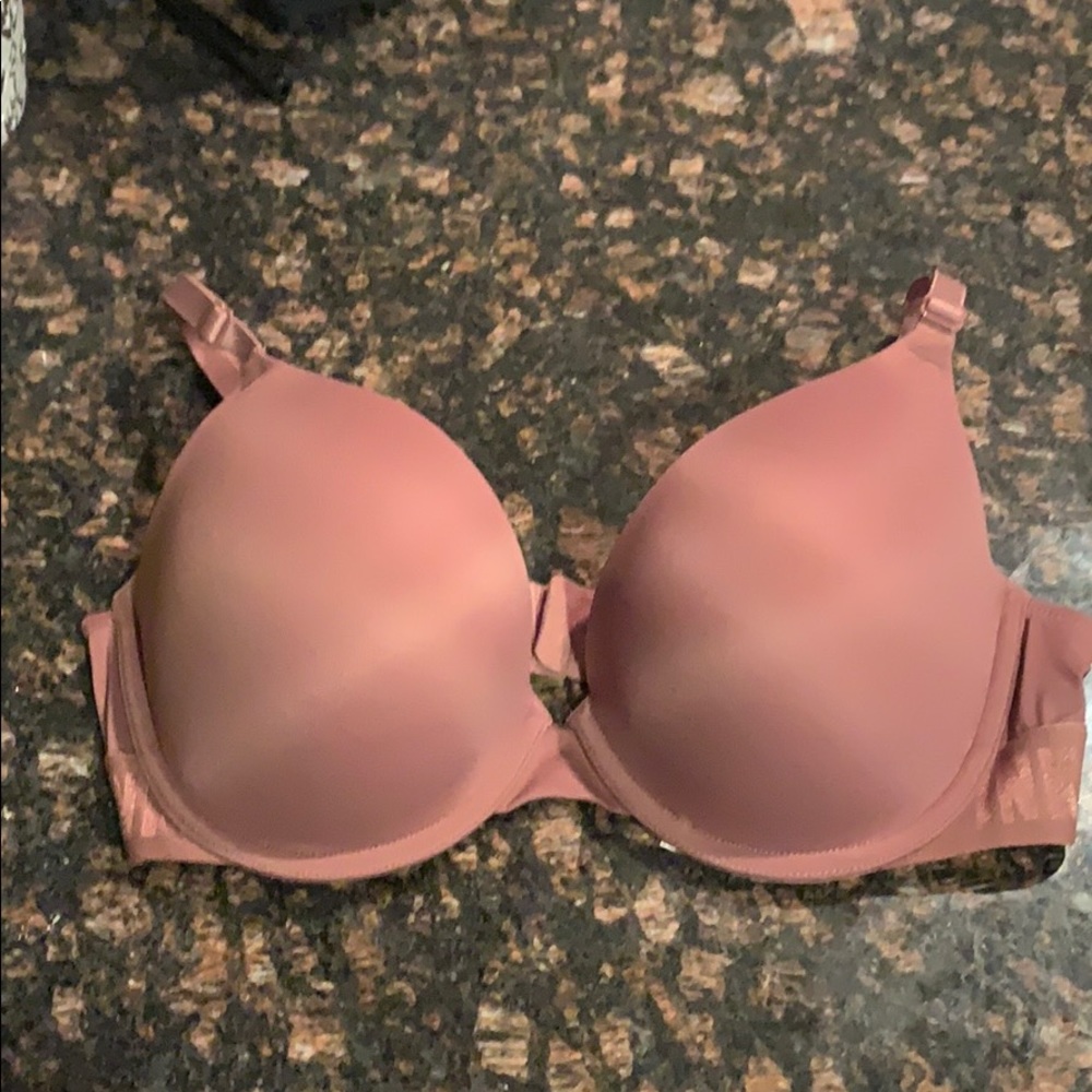 Victoria’s Secret Wear Everywhere Push Up Bra